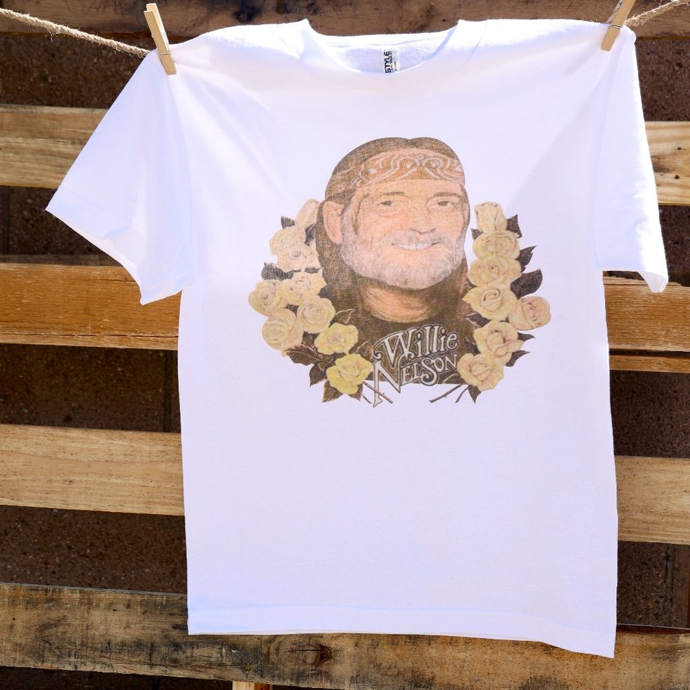 Willie Nelson Classic Country Music Artist Unisex Graphic Tee T-Shirt S-XL